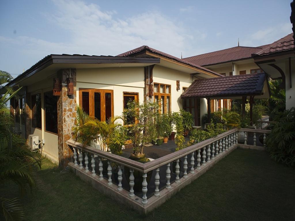 The Hotel Amara Nay Pyi Taw Naypyidaw Exterior photo