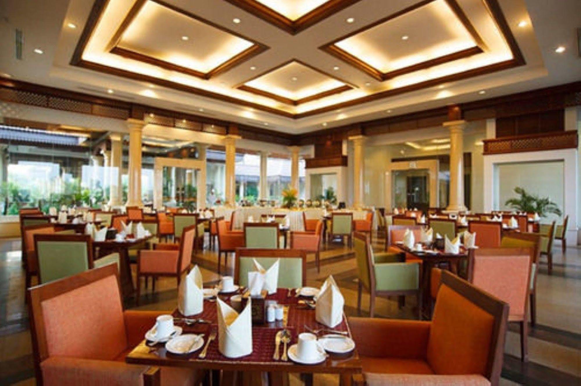The Hotel Amara Nay Pyi Taw Naypyidaw Exterior photo