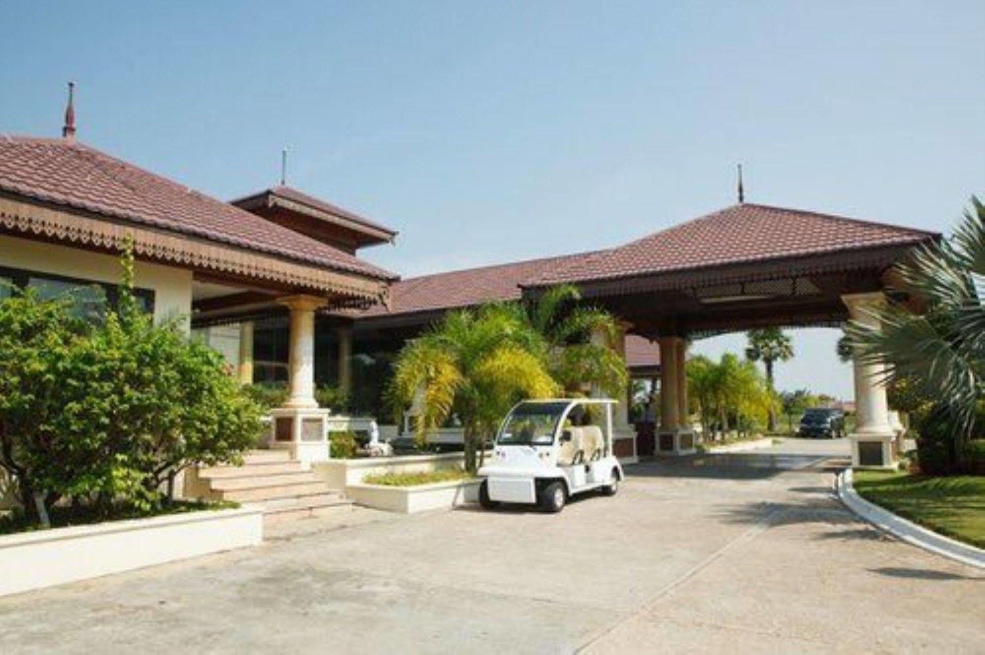 The Hotel Amara Nay Pyi Taw Naypyidaw Exterior photo