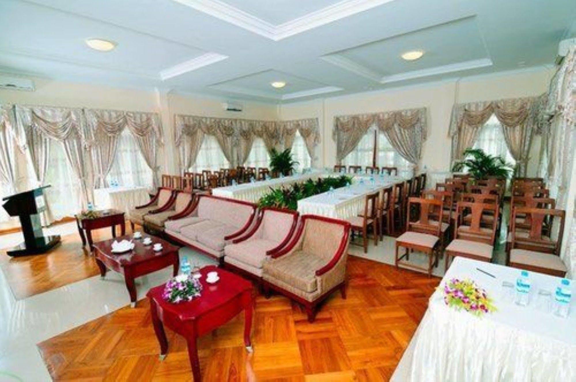 The Hotel Amara Nay Pyi Taw Naypyidaw Exterior photo